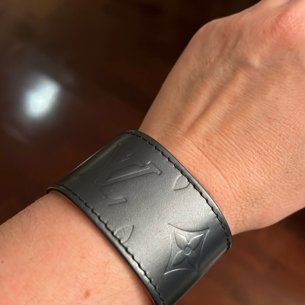 Louis Vuitton monogram metallic blue grey leather bracelet